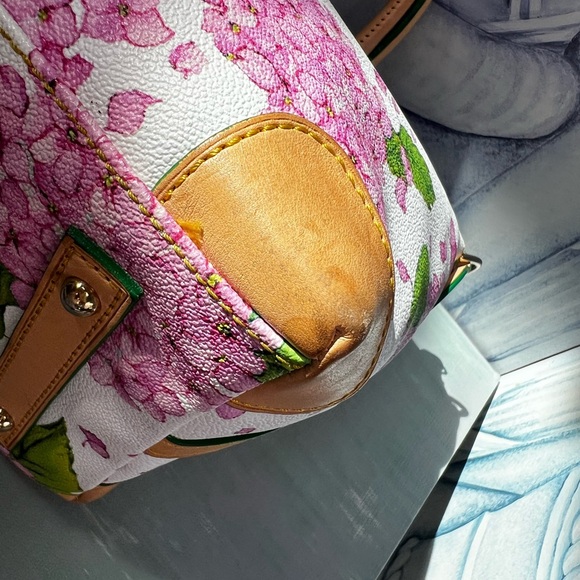 Dooney and Bourke Gorgeous Convertible Bag With Lavender Hydrangea Flowers - Picture 8 of 14